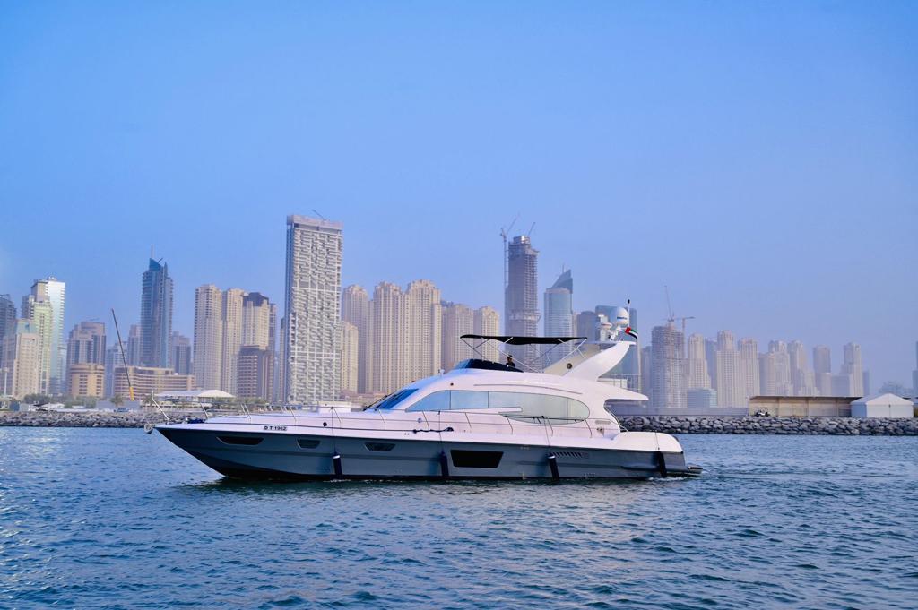 Enjoy your trip on 72 Ft -Superfly for 25 pax with Royal Star yachts